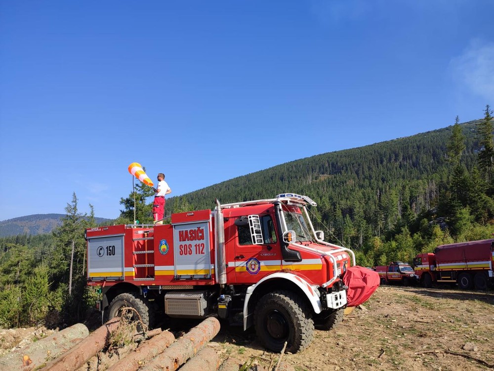 Na Horehroní sa rozhorel les