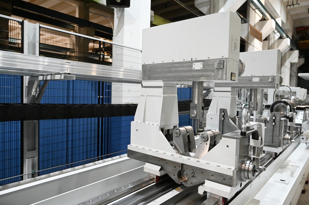 Obrábací stroj využívaný pri výrobe hlavní pre húfnice