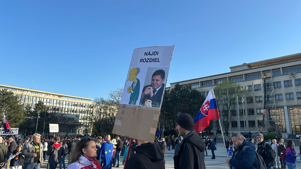 Protestný pochod centrom mesta