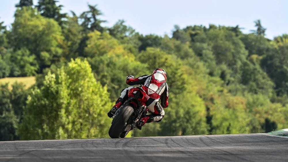 Ducati Panigale V4 Streetfighter (12)