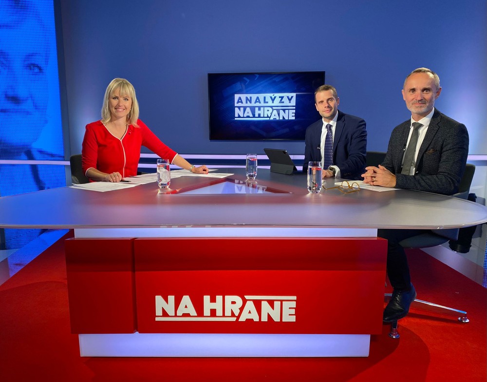 Analýzy Na hrane s Martinom Klusom a Tomášom Valáškom