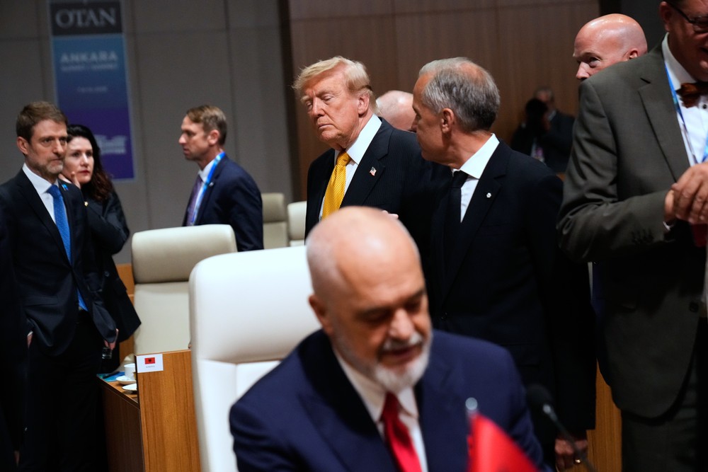 Lídri štátov NATO prišli na zasadnutie summitu NATO v Ankare