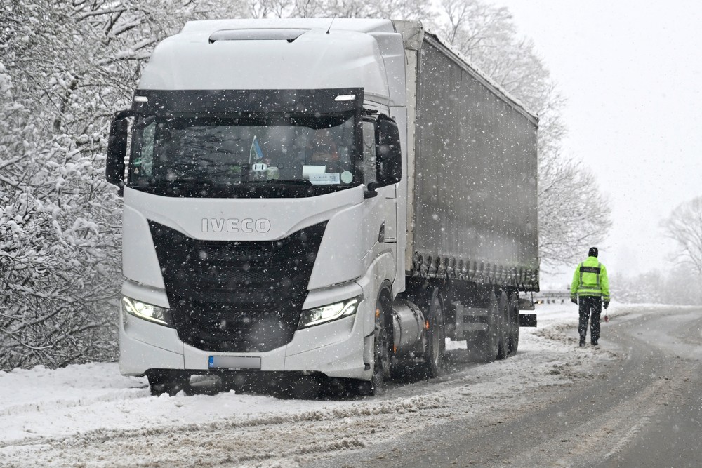 Snehová kalamita v okresoch Poprad a Žilina.