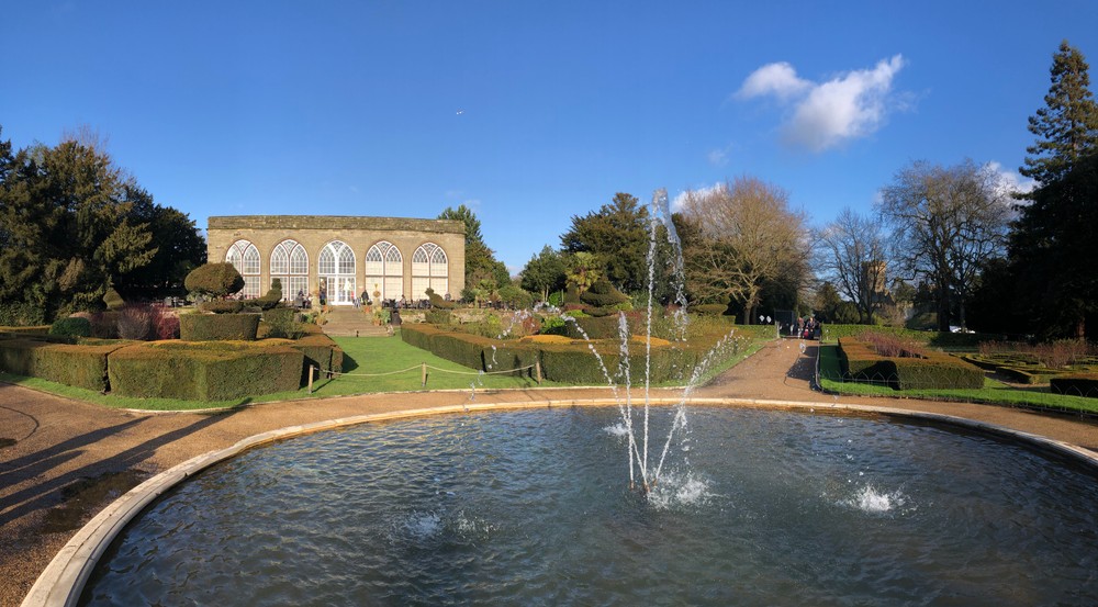 Medzinárodný ples vo Warwicku78