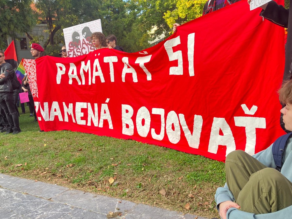 Pochod Zostávame v uliciach na pamiatku Matúša a Juraja