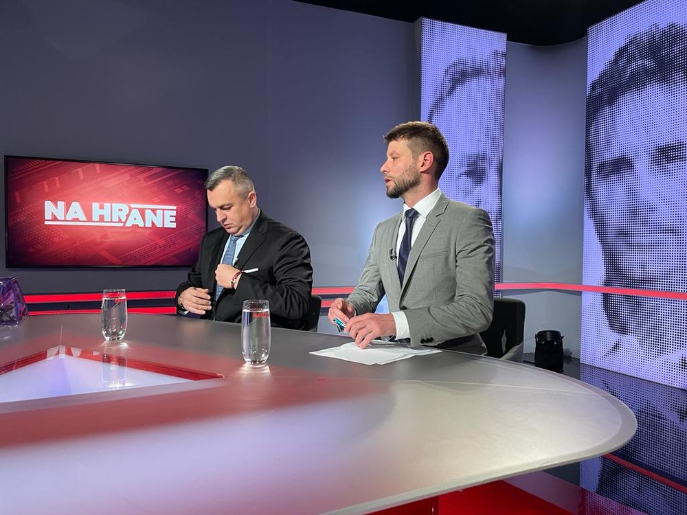 b63c98eb-904e-4fb5-a17b-574f3268f5ad