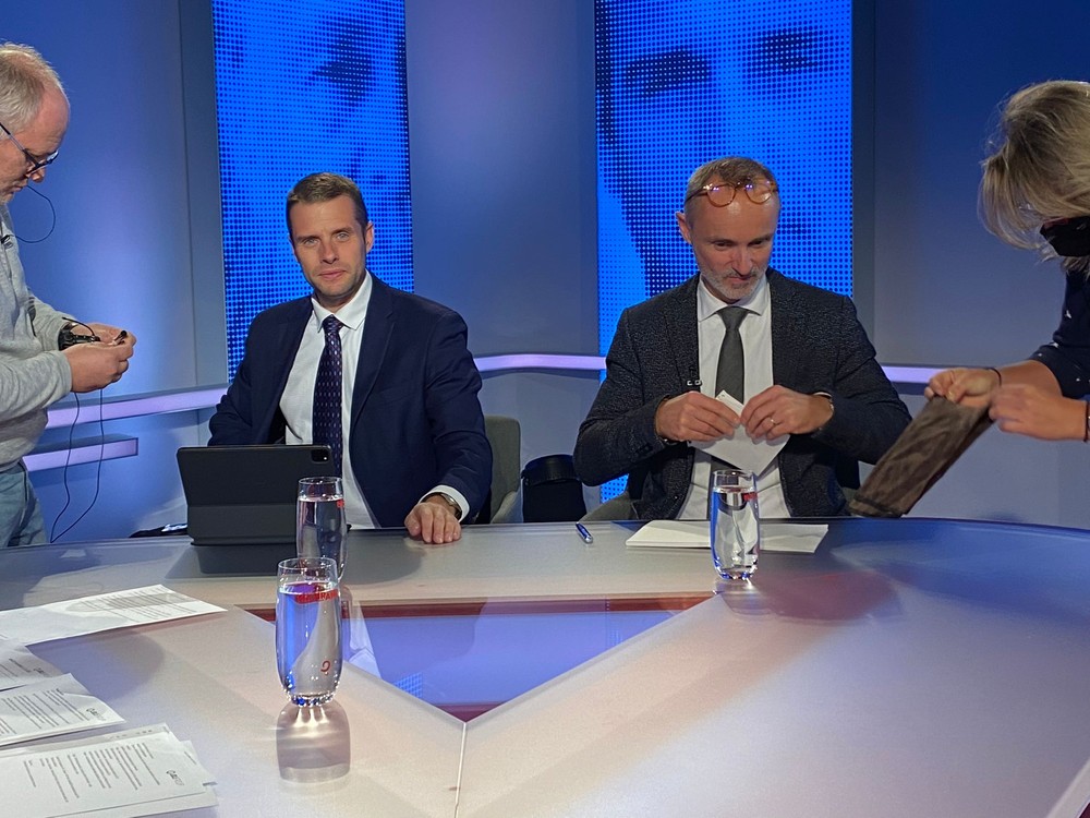 Analýzy Na hrane s Martinom Klusom a Tomášom Valáškom