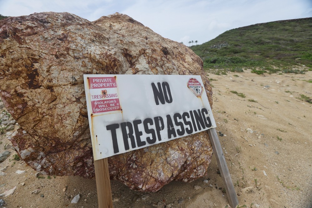 Epstein_Island_Photos886380