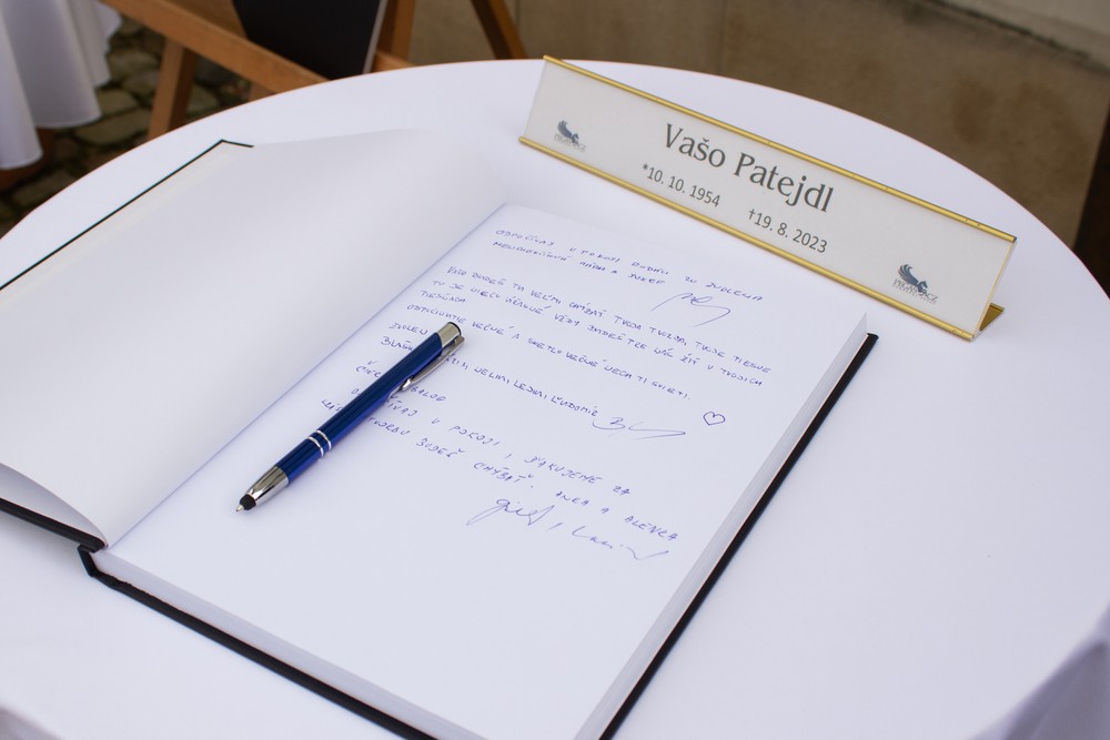Patejdl pohreb kondolenčná kniha (3)