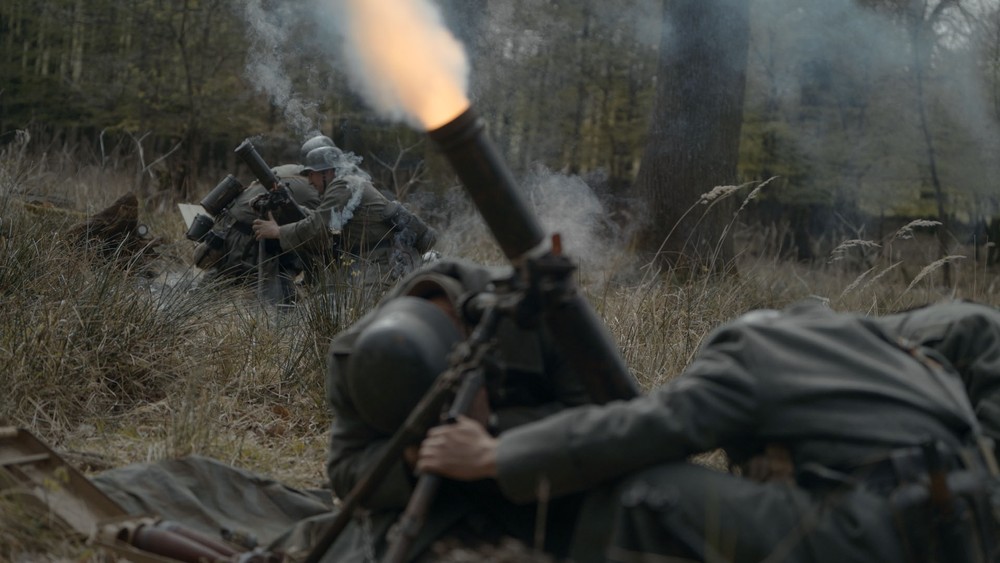 Zábery z filmu Chlapec z Povstania - Medzi hudbou a vojnou o príbehu Vladimíra Strmeňa