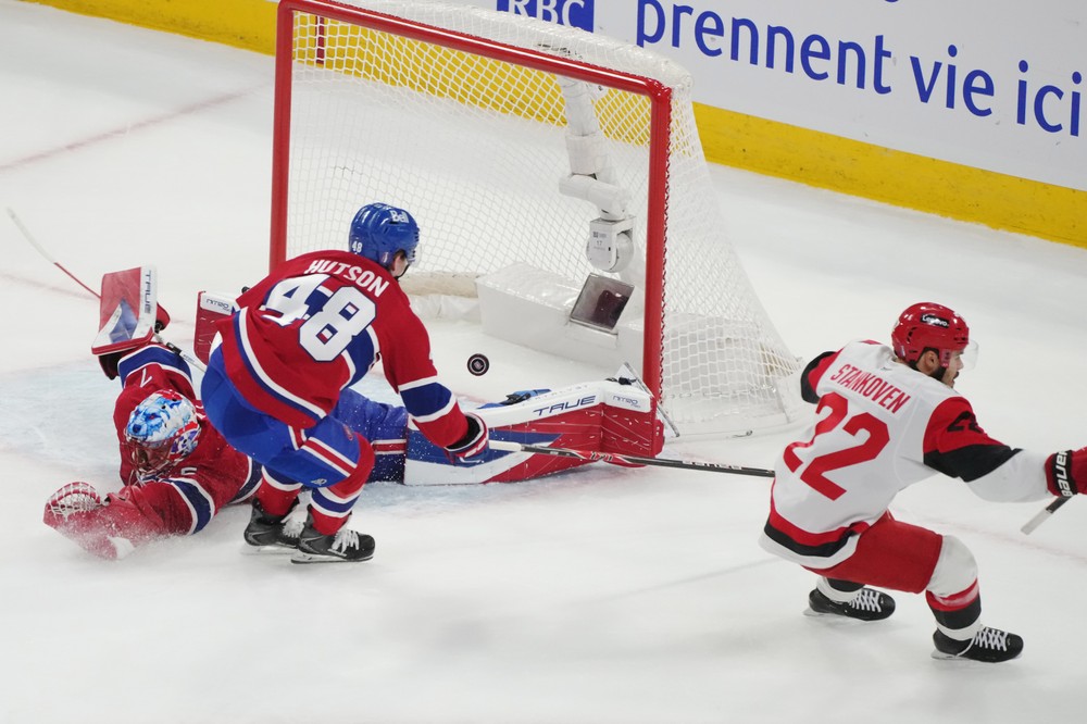 Canada_Hurricanes_Canadiens_Hockey378206219560