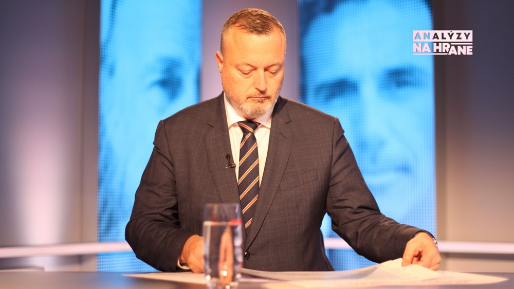 Analýzy Na hrane s ministrom Milanom Krajniakom