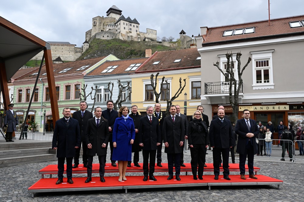 Spoločné rokovanie SR a ČR vlády v Trenčíne (8)