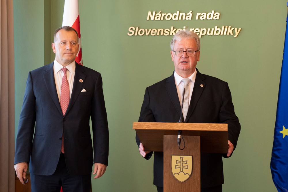 Voľby23 Komisia Štátna Zápisnica Odovzdanie (2)