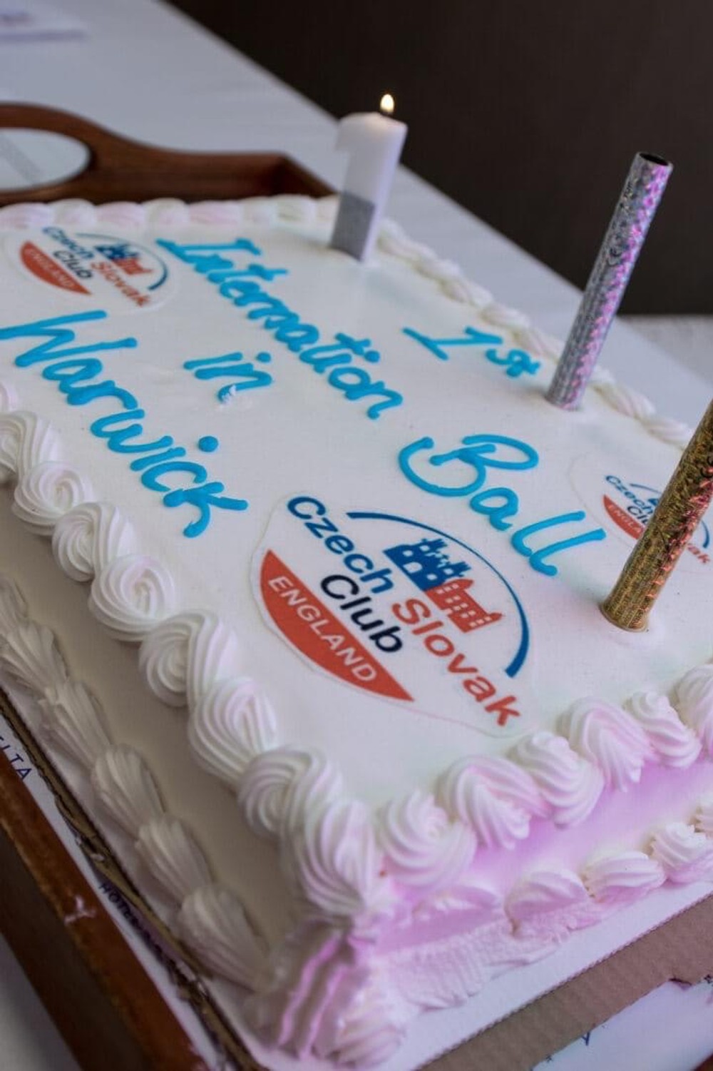 Medzinárodný ples vo Warwicku26