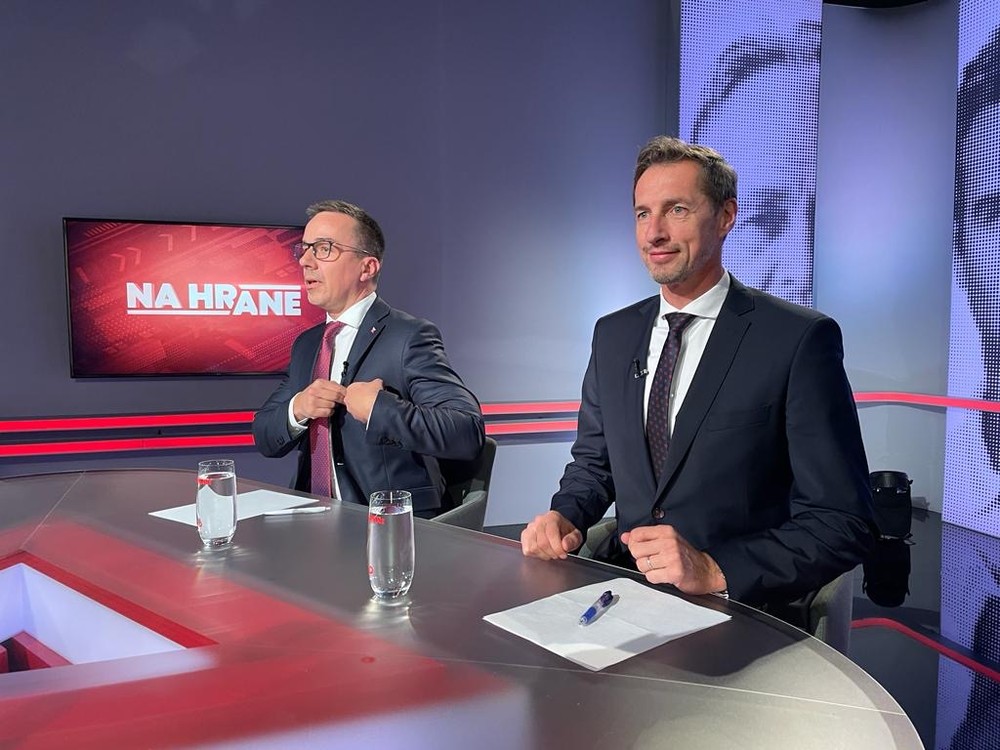 c061308d-930a-4d2b-a0e4-98f8fef3869c