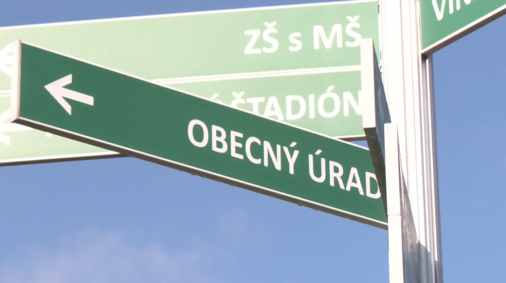 Tabuľa "obecný úrad"