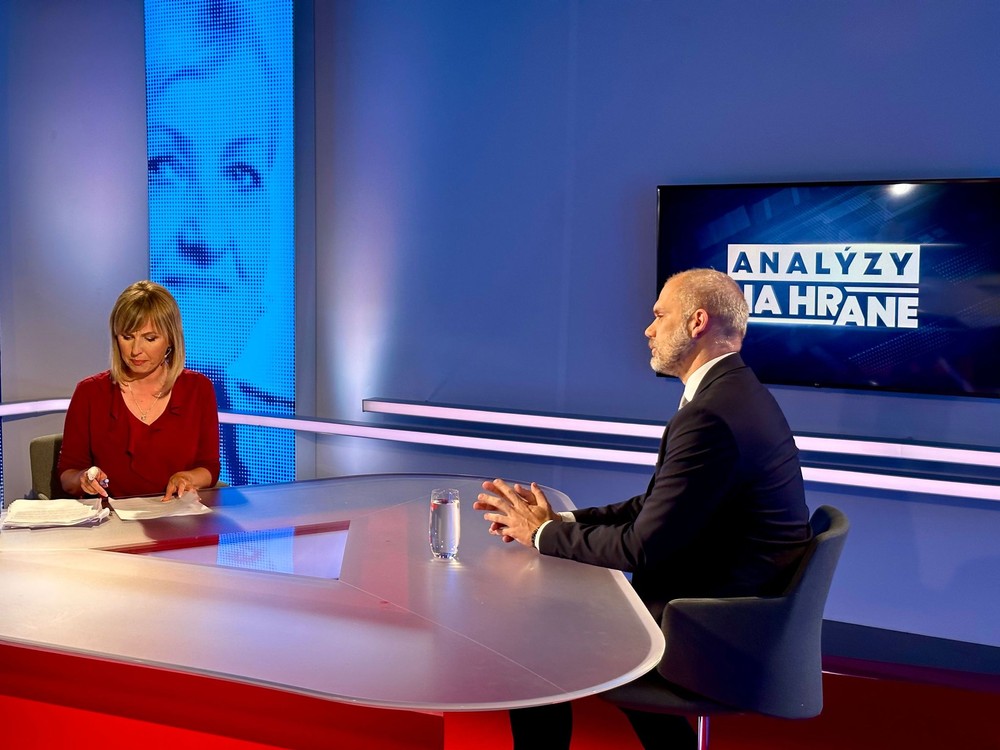 8f4c1232-a4dd-4314-b3ee-f2831e0d24e5