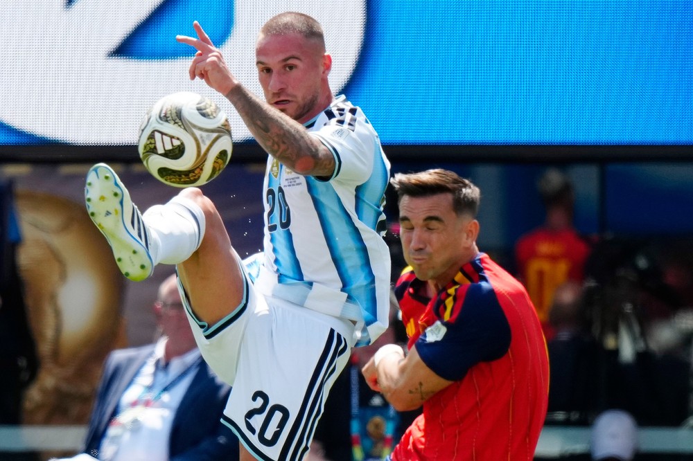 CORRECTION_Argentina_Spain_WCup_Soccer531833