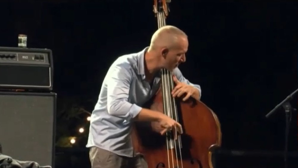  Avishai Cohen patrí medzi najlepších kontrabasistov.