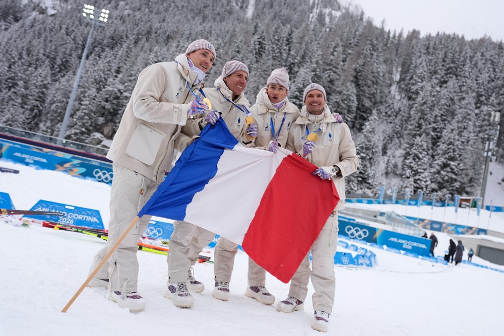 Francúzski biatlonisti Eric Perrot, Quentin Fillon Maillet, Emilien Jacquelin a Fabien Claude
