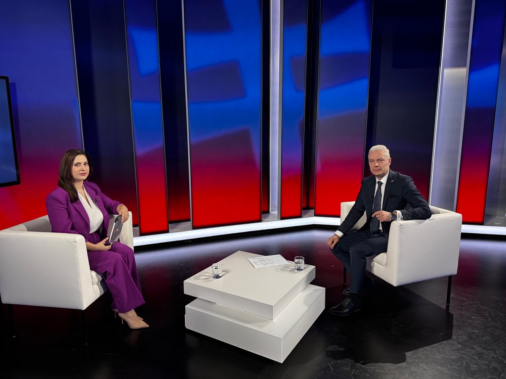 Jan Ferencak Politika 24