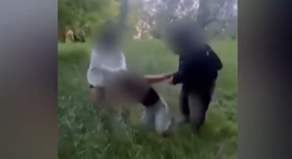 Šikana dievčaťa v Mojmírovciach 9