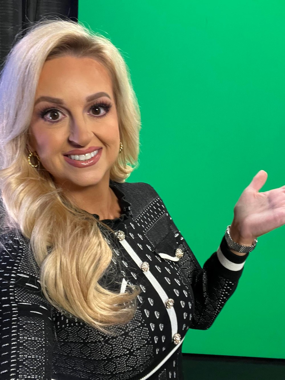  Alisse Carlson Schwartz