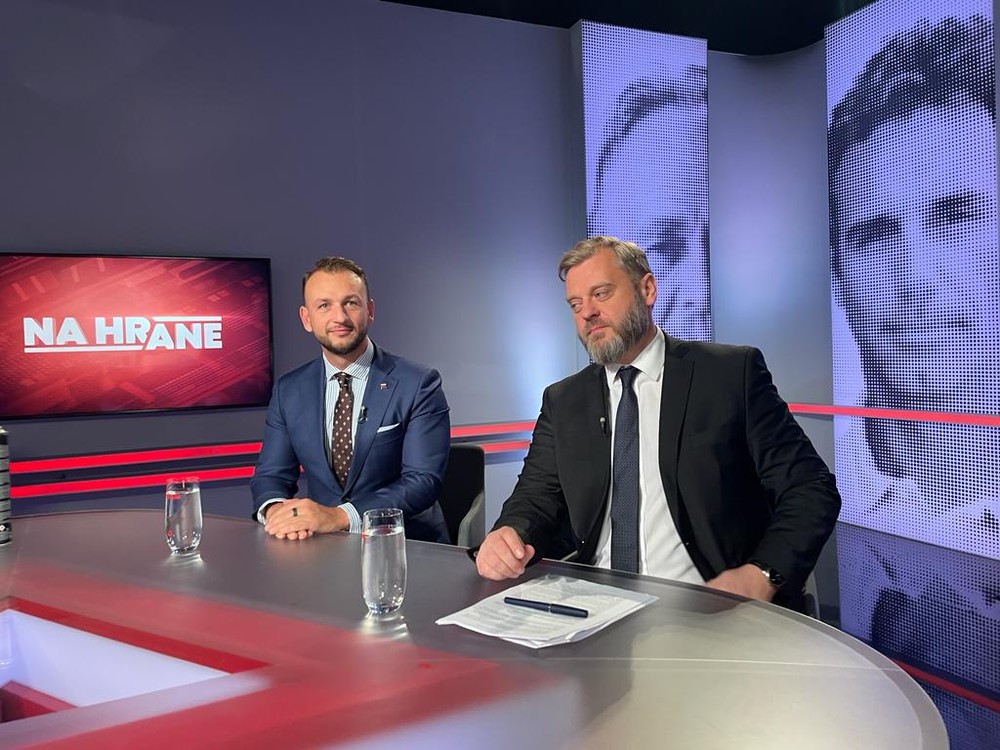 d22791a7-3ee4-4ccb-ba3e-414294c582d6