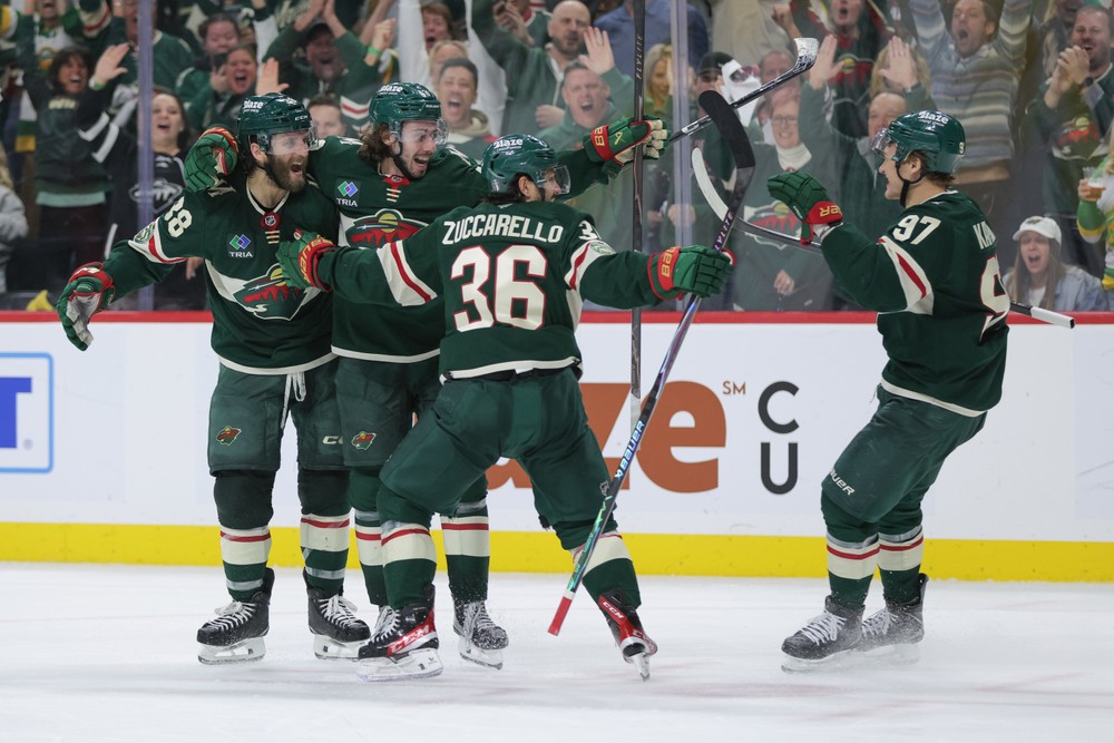 Stars_Wild_Hockey306130