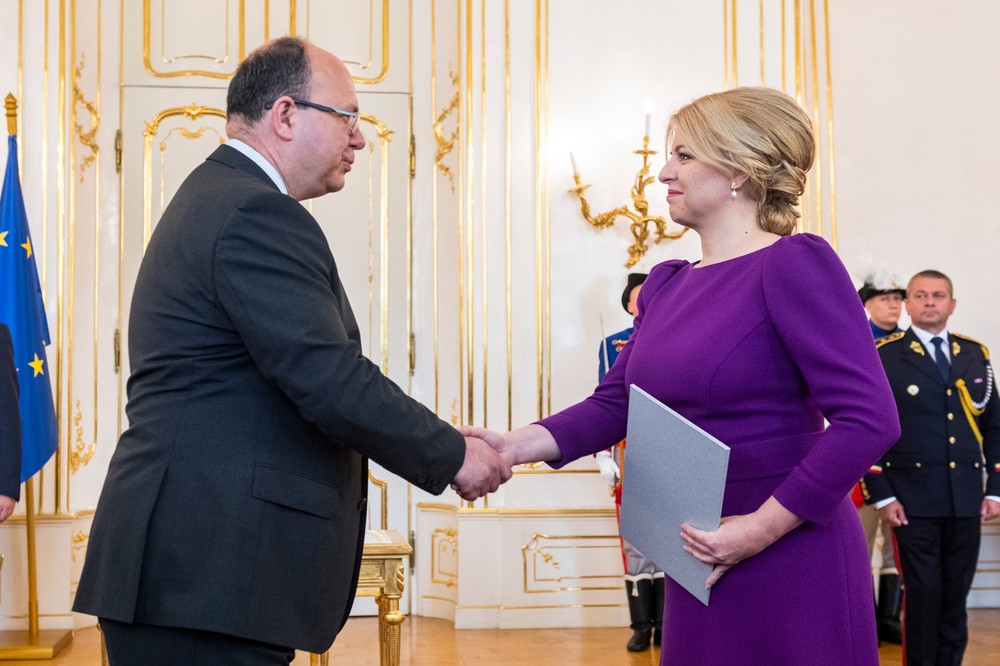 20231505_nova_vlada_prezidentka_09958512