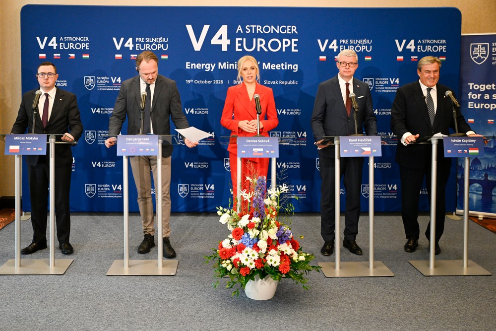 Tlačová konferencia ministrov krajín V4 zodpovedných za energetiku