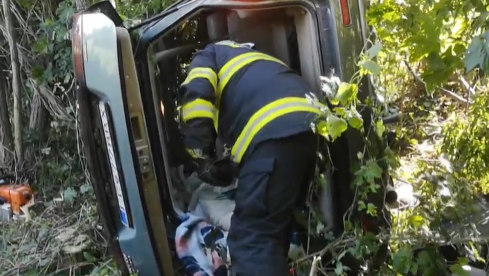 Vodič z Lučenca prežil neuveriteľnú zrážku. Pri týchto záberoch je ťažké uveriť, že je stále nažive 