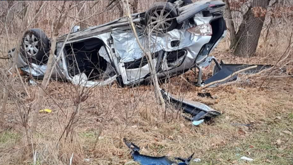 Tragická nehoda: Medzi Kostolišťom a Jakubovom sa zrazili tri autá