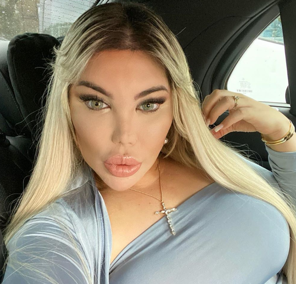 Screenshot_2020-07-13 Jessica Alves ( rodrigoalvesuk) • Fotky a videá na Instagrame(4)