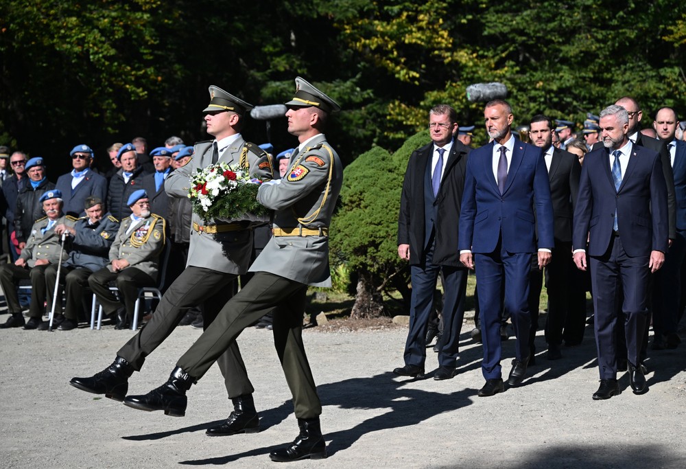Na Dukle oslávili 82. výročie Karpatsko-duklianskej operácie