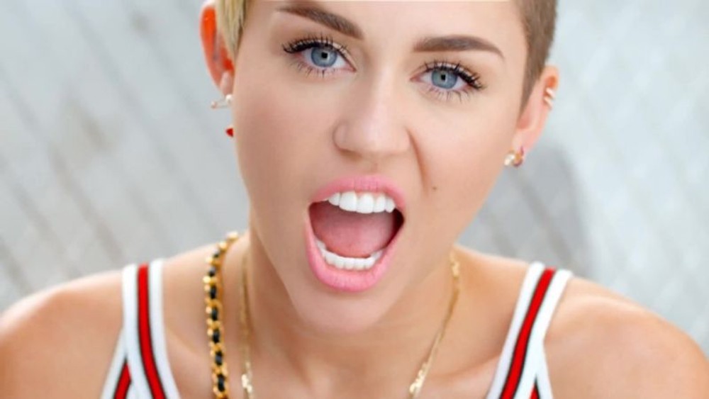 Miley Cyrus - Led Zeppelin