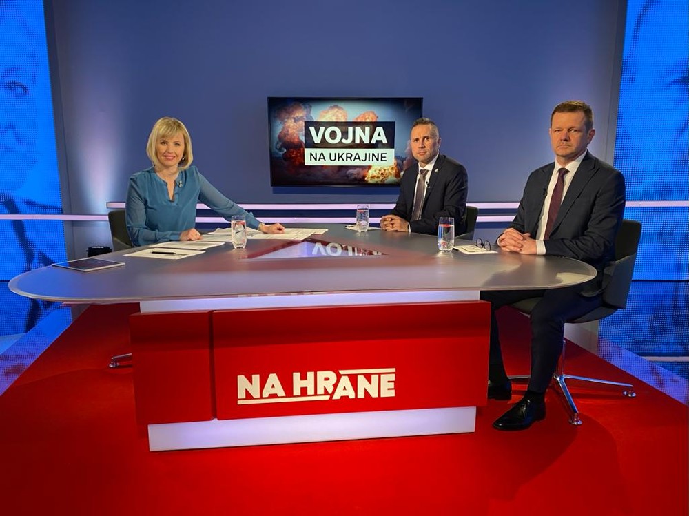 Analýzy Na hrane s Marianom Majerom a Petrom Kmecom