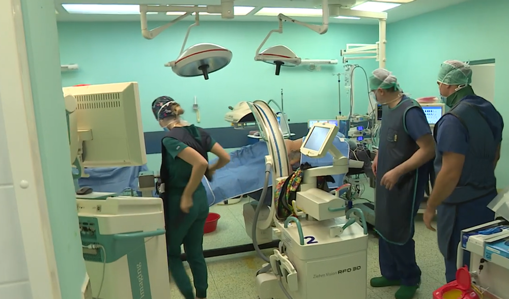 Robotická operácia chrbta 8