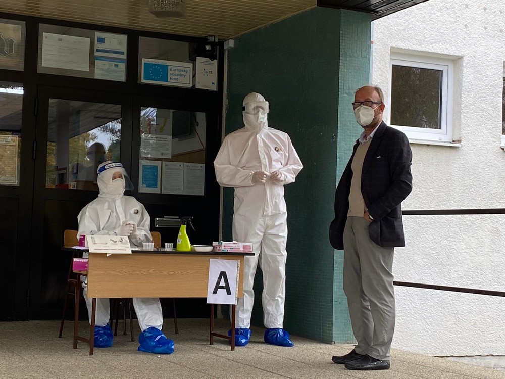 Minister zdravotníctva Marek Krajčí testuje