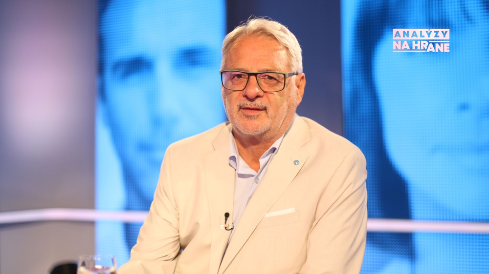 Analýzy Na hrane s Radoslavom Štefančíkom a Mariánom Leškom