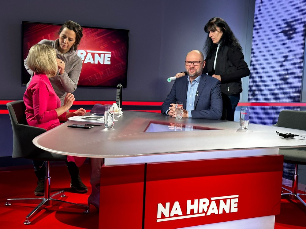 dd2ef50e-448a-4dab-b7c9-8028a79f5d85