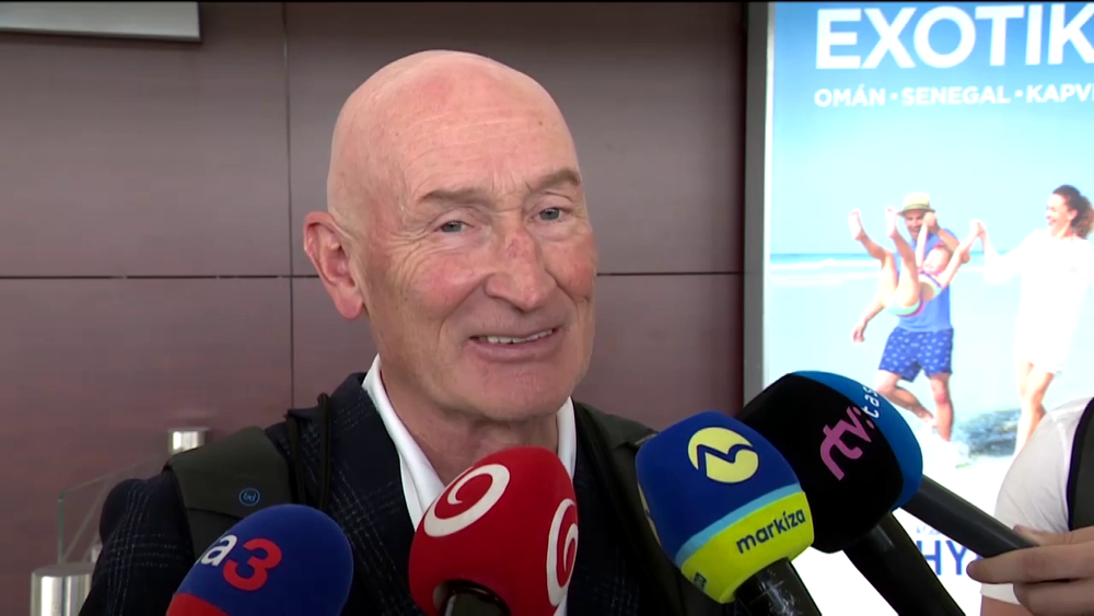 Hokejový tréner Craig Ramsay po prílete z MS do Bratislavy