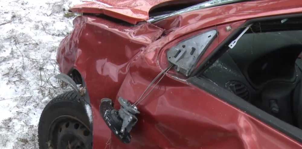 Uzavrený areál využil vodič na ťažko pochopiteľnú zábavu 