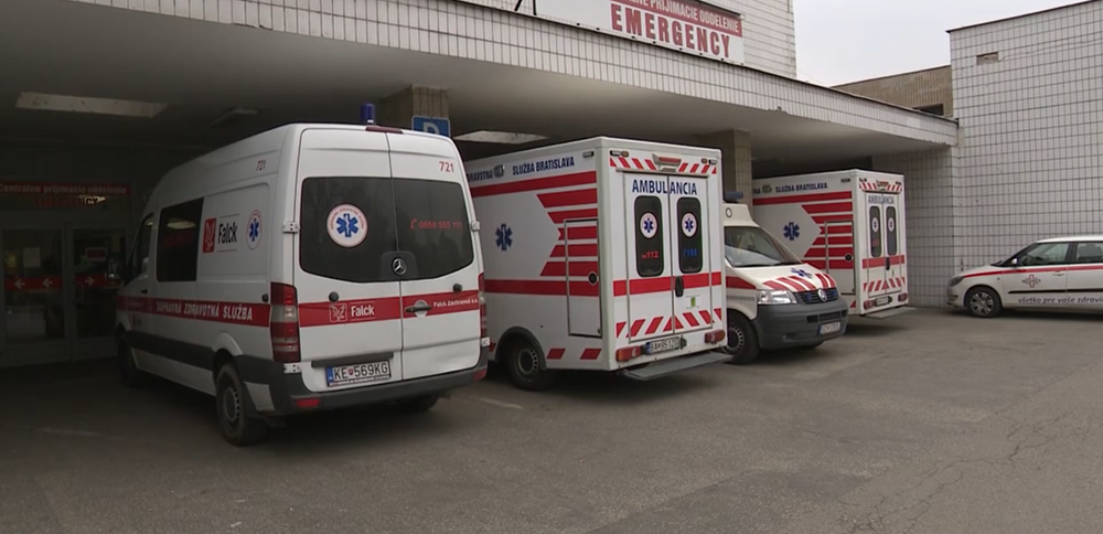 sanitka zachrana il nemocnica