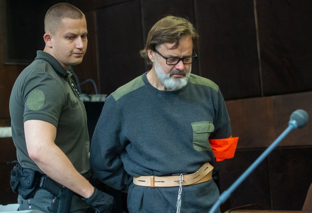 Dušan Dedeček hlavné pojednávanie súd (2)