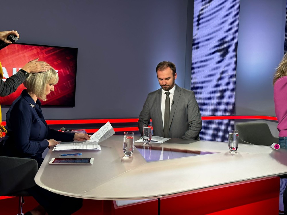 c377b90e-230d-4837-804d-a965aab93a4e