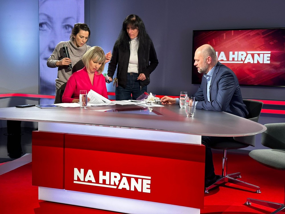 e58390b1-4ff3-4c78-94c2-7850ecfc4d9c