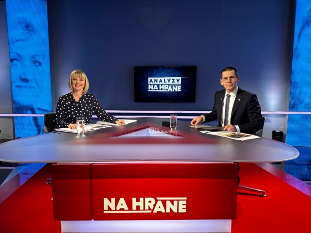 Analýzy Na hrane s policajným prezidentom Štefanom Hamranom