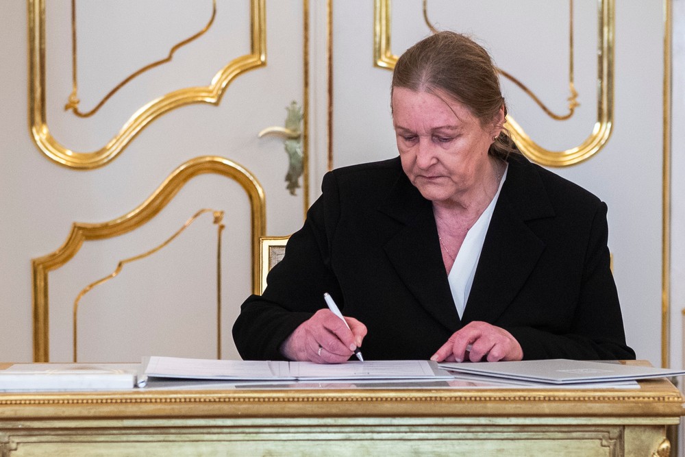 20231505_nova_vlada_prezidentka_36958543